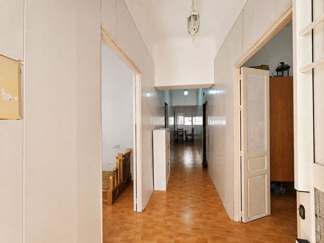 5 bedroom Townhouse for sale in La Mamola, Polopos - € 115,000 (Ref: 10035972)