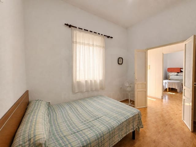 5 bedroom Townhouse for sale in La Mamola, Polopos - € 115,000 (Ref: 10035972)
