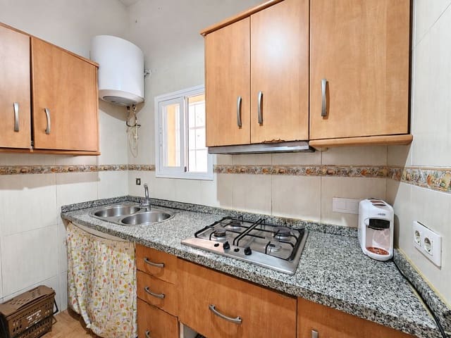 5 bedroom Townhouse for sale in La Mamola, Polopos - € 115,000 (Ref: 10035972)
