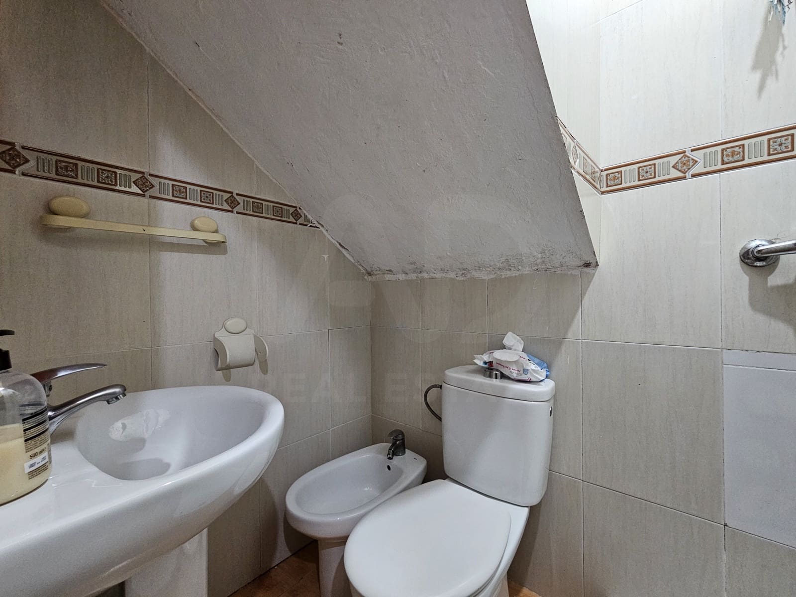 5 bedroom Townhouse for sale in Polopos - € 115,000 (Ref: 10035972)