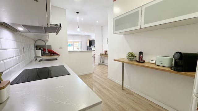 4 camera da letto Villetta a Schiera in vendita in Vilassar de Dalt - 425.000 € (Rif: 10035973)
