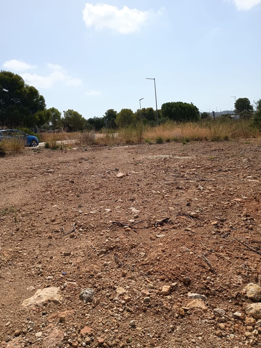 Area Edificabile in vendita in Santa Oliva - 97.000 € (Rif: 10035974)