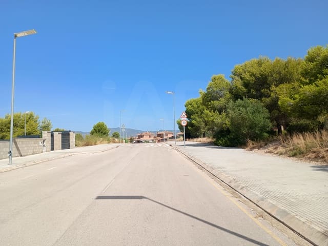 Area Edificabile in vendita in Santa Oliva - 97.000 € (Rif: 10035974)
