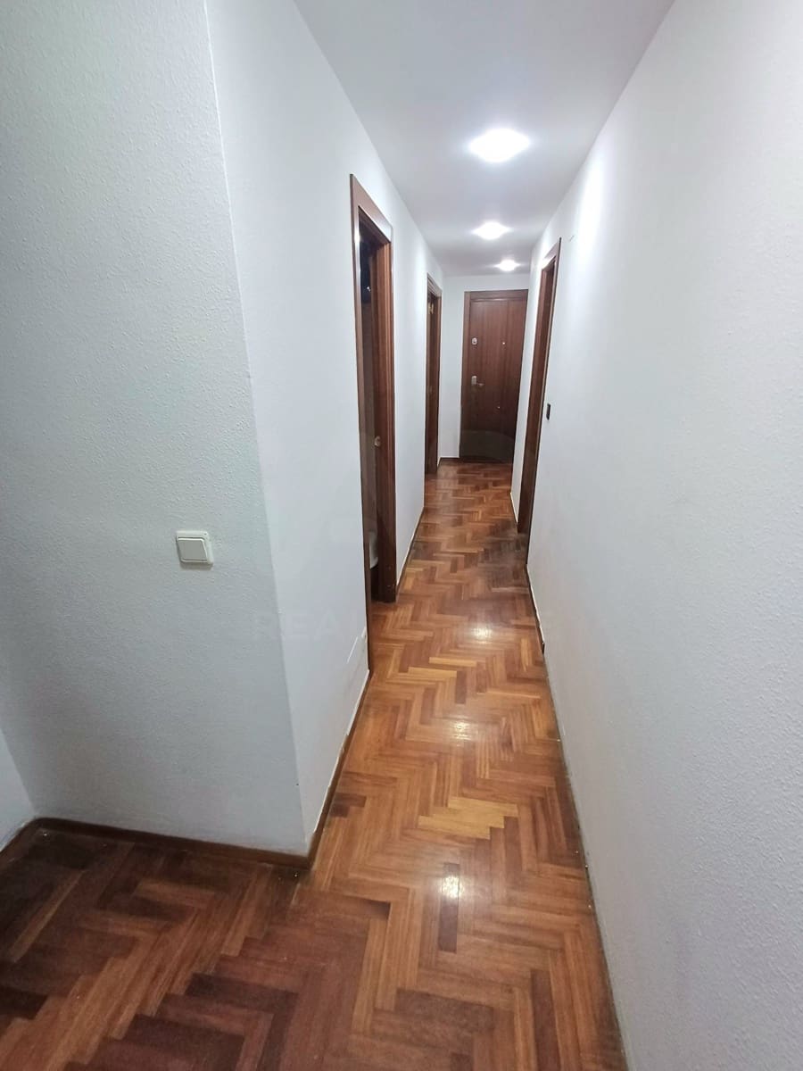 3 Zimmer Apartment zu verkaufen in Leon Stadt mit Garage - 195.000 € (Ref: 10035975)