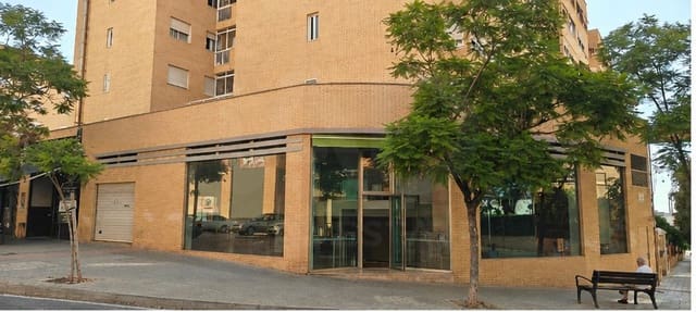 5 slaapkamer Commercieel te koop in Alicante stad - € 567.000 (Ref: 10035981)