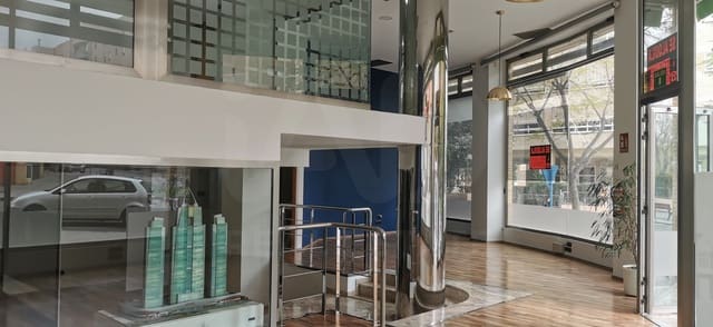 5 slaapkamer Commercieel te koop in Alicante stad - € 567.000 (Ref: 10035981)