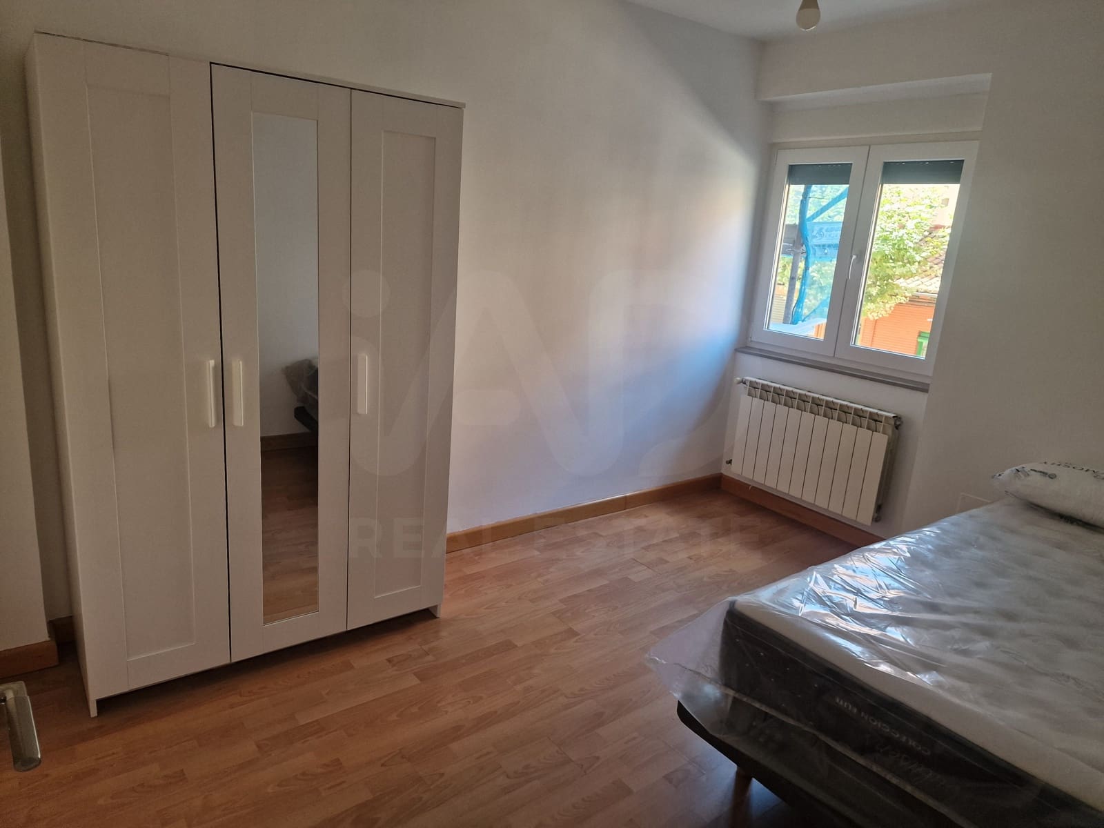 3 bedroom Apartment for rent in Leon city - € 750 (Ref: 10035983)