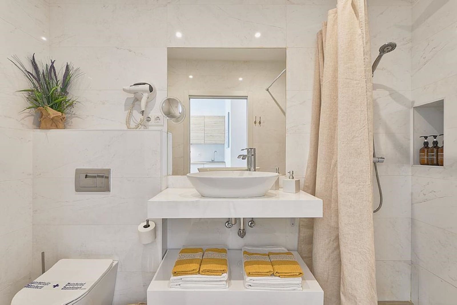 Erhverv til salg i Malaga by - € 2.920.000 (Ref: 10036288)
