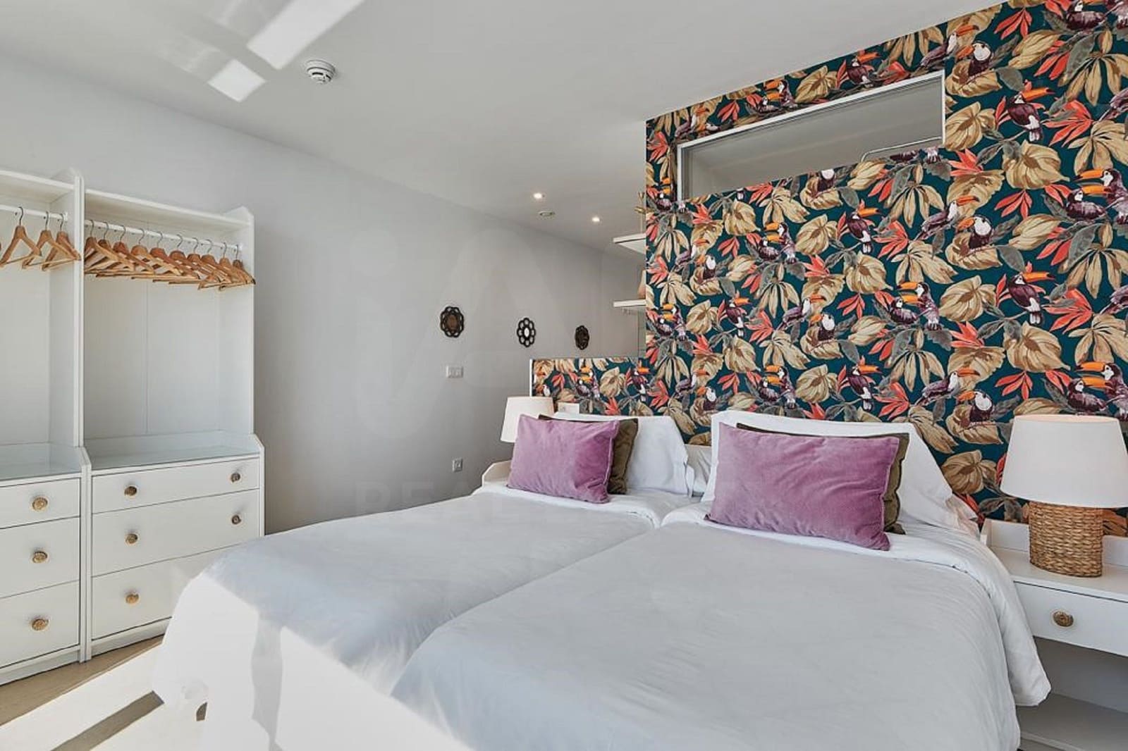 Erhverv til salg i Malaga by - € 2.920.000 (Ref: 10036288)