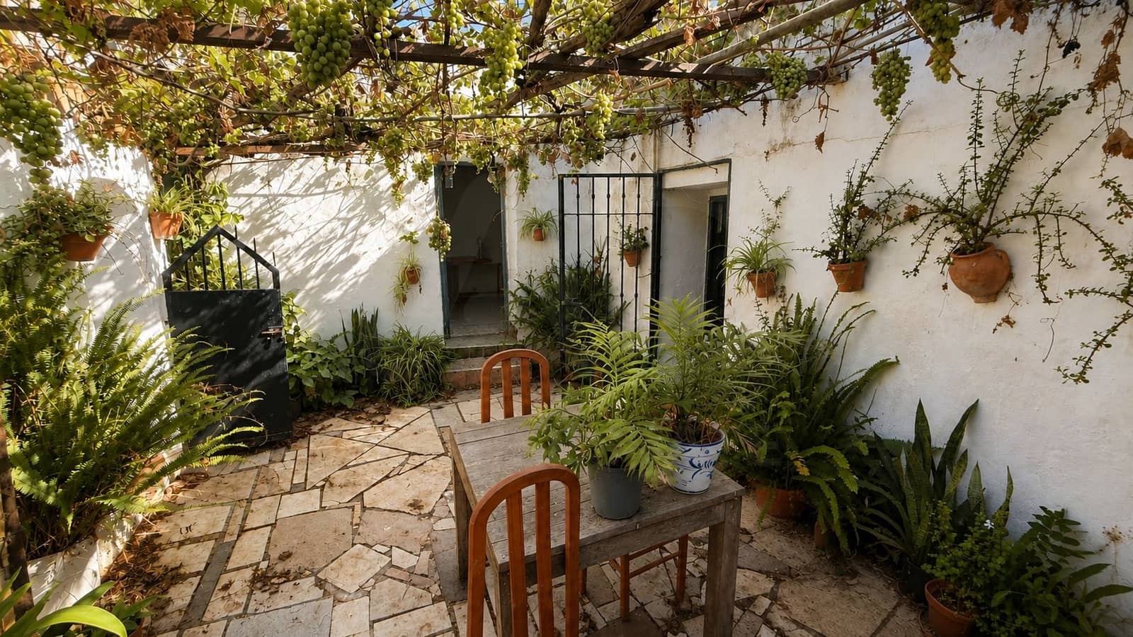 3 bedroom Finca/Country House for sale in Tarifa - € 500,000 (Ref: 10036289)