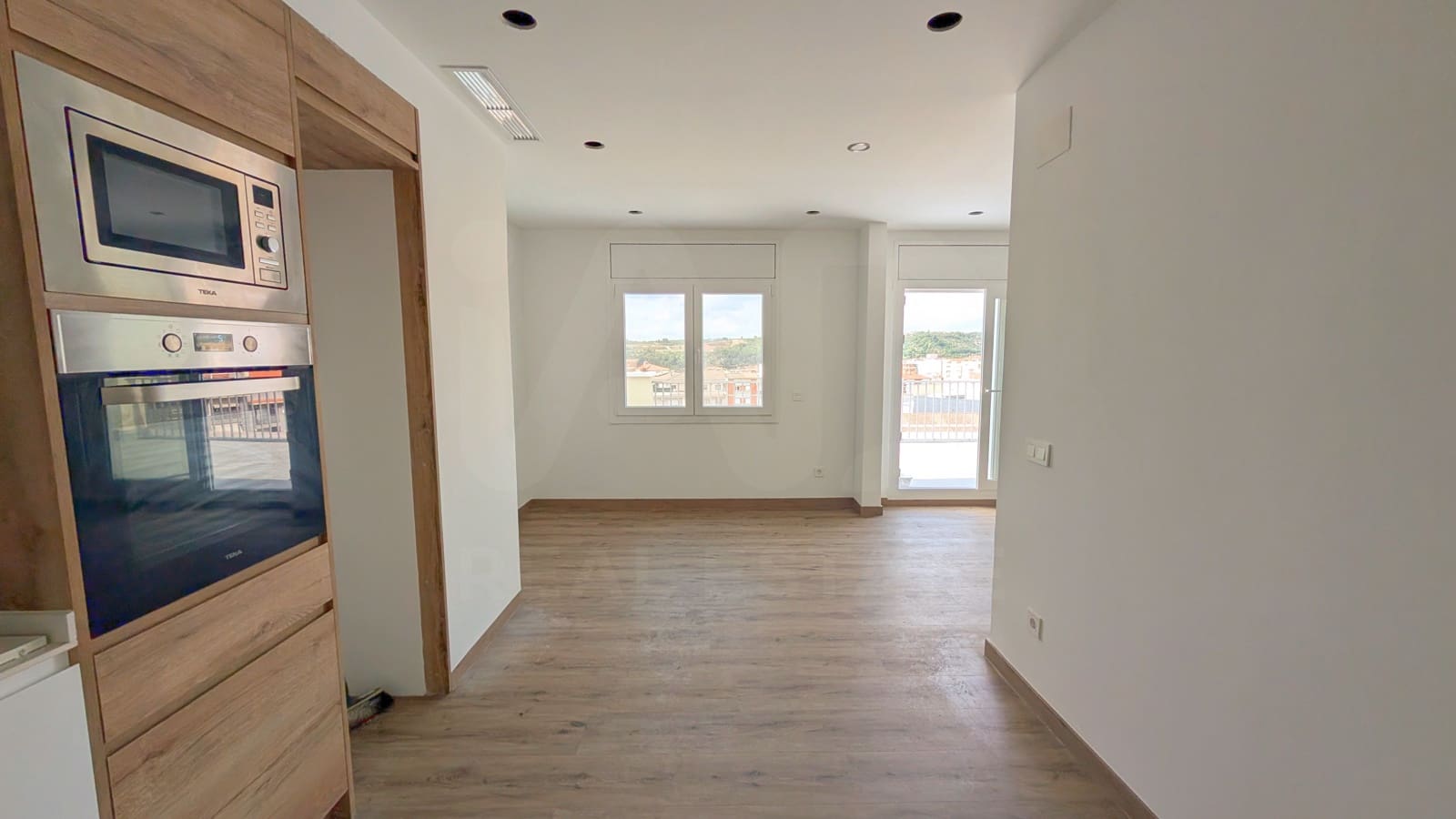 4 slaapkamer Penthouse te koop in Olesa de Montserrat - € 345.000 (Ref: 10036291)