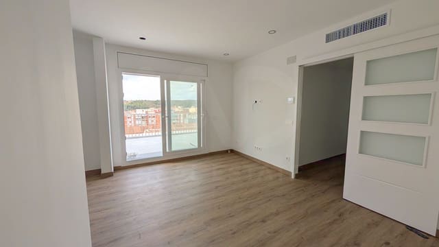 4 slaapkamer Penthouse te koop in Olesa de Montserrat - € 345.000 (Ref: 10036291)