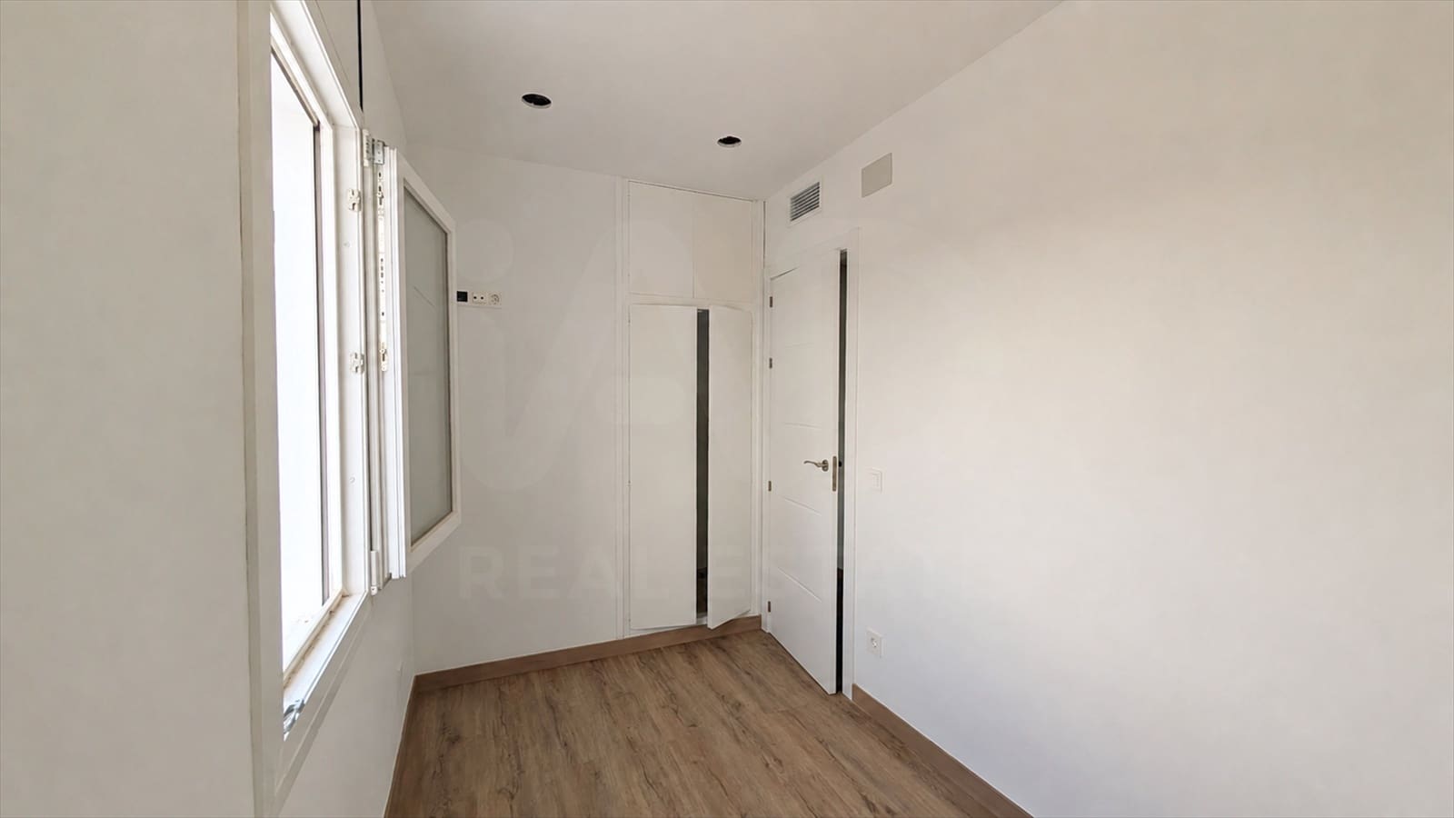 4 slaapkamer Penthouse te koop in Olesa de Montserrat - € 345.000 (Ref: 10036291)