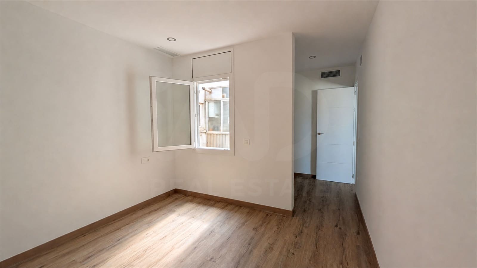 4 slaapkamer Penthouse te koop in Olesa de Montserrat - € 345.000 (Ref: 10036291)