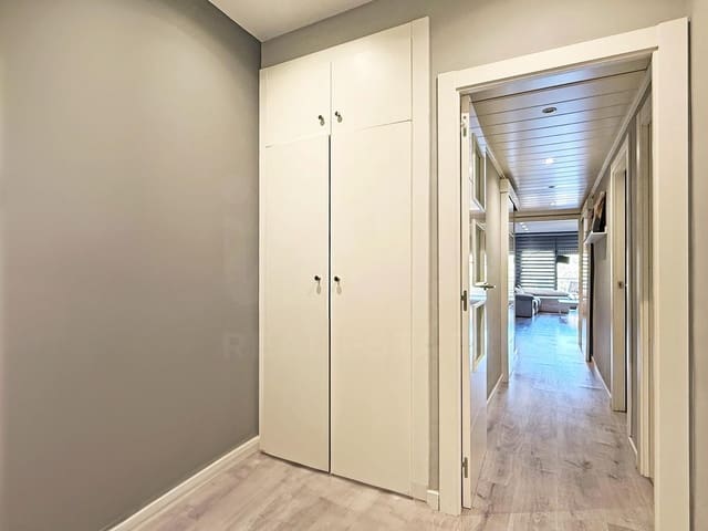 4 quarto Apartamento para venda em La Verneda i La Pau, Barcelona cidade - 525 000 € (Ref: 10036293)