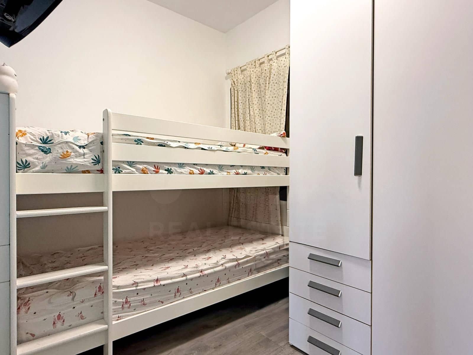 4 quarto Apartamento para venda em Barcelona cidade - 525 000 € (Ref: 10036293)