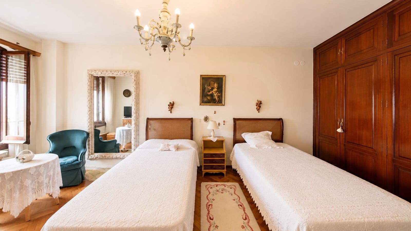 4 sovrum Lägenhet till salu i Cordoba stad med garage - 700 000 € (Ref: 10036297)