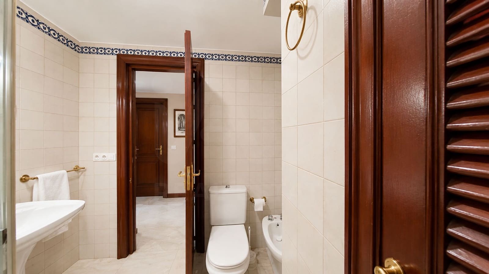 4 sovrum Lägenhet till salu i Cordoba stad med garage - 700 000 € (Ref: 10036297)
