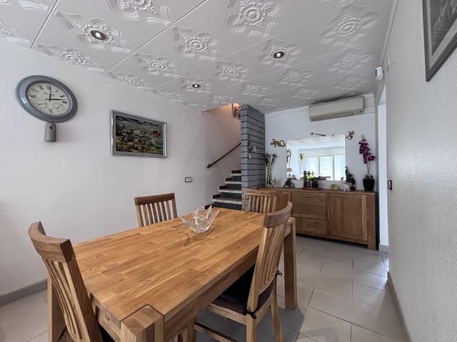 2 Zimmer Reihenhaus zu verkaufen in L'Escala mit Garage - 234.000 € (Ref: 10036298)