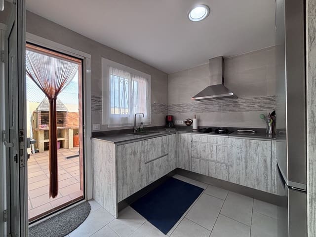 2 Zimmer Reihenhaus zu verkaufen in L'Escala mit Garage - 234.000 € (Ref: 10036298)