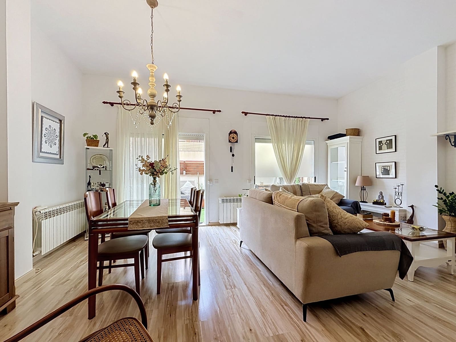 3 quarto Apartamento para venda em Sant Cugat del Valles com piscina - 592 000 € (Ref: 10036300)