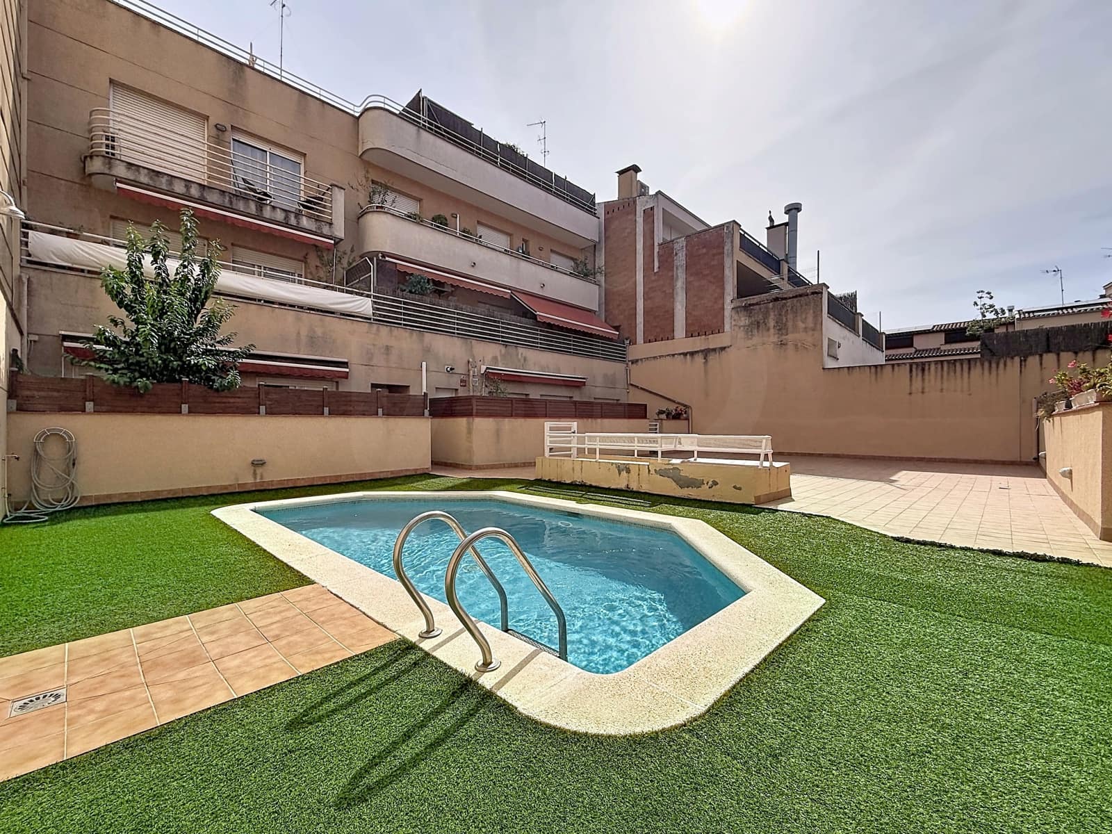 3 quarto Apartamento para venda em Sant Cugat del Valles com piscina - 592 000 € (Ref: 10036300)