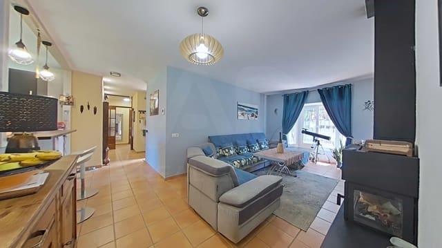 3 makuuhuone Omakotitalo myytävänä paikassa Chiclana de la Frontera mukana uima-altaan 
autotalli - 590 000 € (Ref: 10036301)
