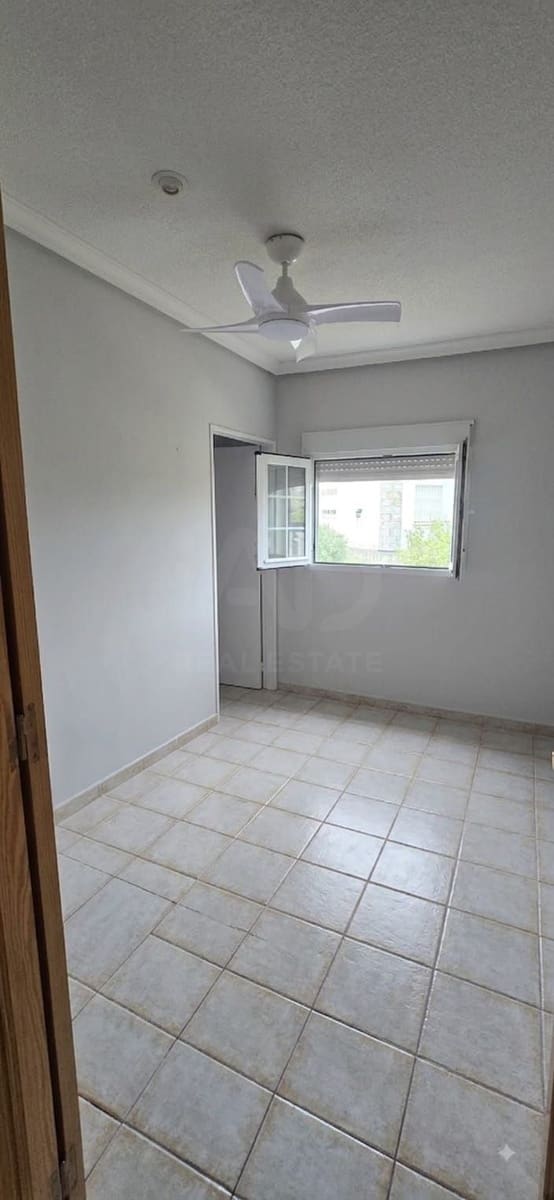 4 sovrum Hus till salu i El Tiemblo med pool garage - 239 680 € (Ref: 10037714)