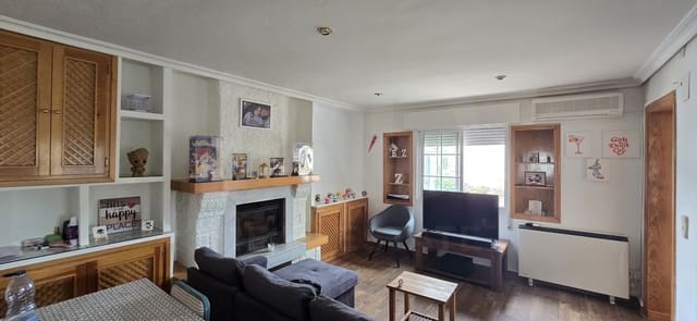 4 sovrum Hus till salu i El Tiemblo med pool garage - 239 680 € (Ref: 10037714)