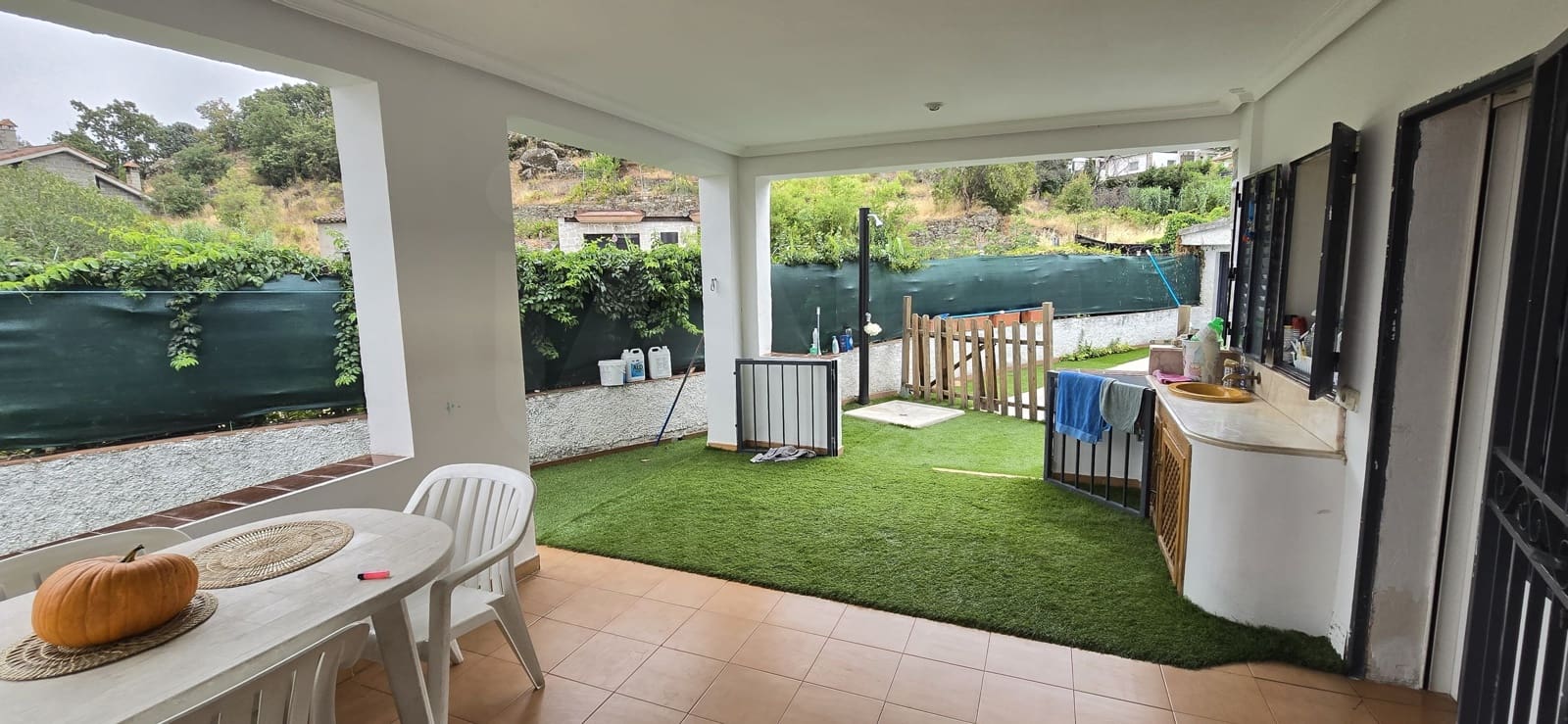 4 sovrum Hus till salu i El Tiemblo med pool garage - 239 680 € (Ref: 10037714)