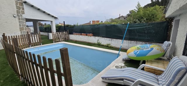4 sovrum Hus till salu i El Tiemblo med pool garage - 239 680 € (Ref: 10037714)