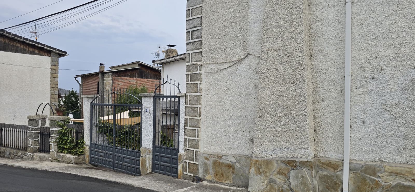 4 soverom Hus til salgs i El Tiemblo med svømmebasseng garasje - € 239 680 (Ref: 10037714)