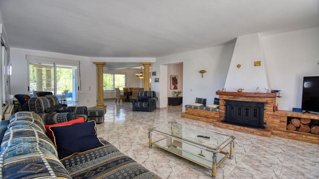 4 soverom Villa til salgs i Pedreguer med svømmebasseng garasje - € 875 000 (Ref: 10037715)