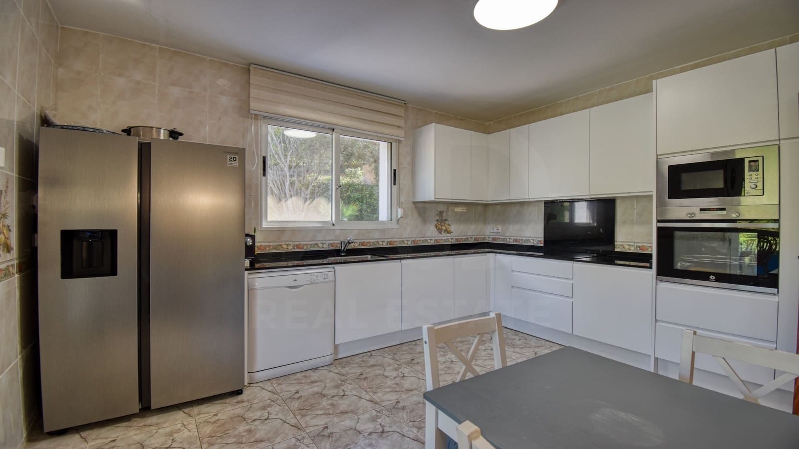 4 soverom Villa til salgs i Pedreguer med svømmebasseng garasje - € 875 000 (Ref: 10037715)