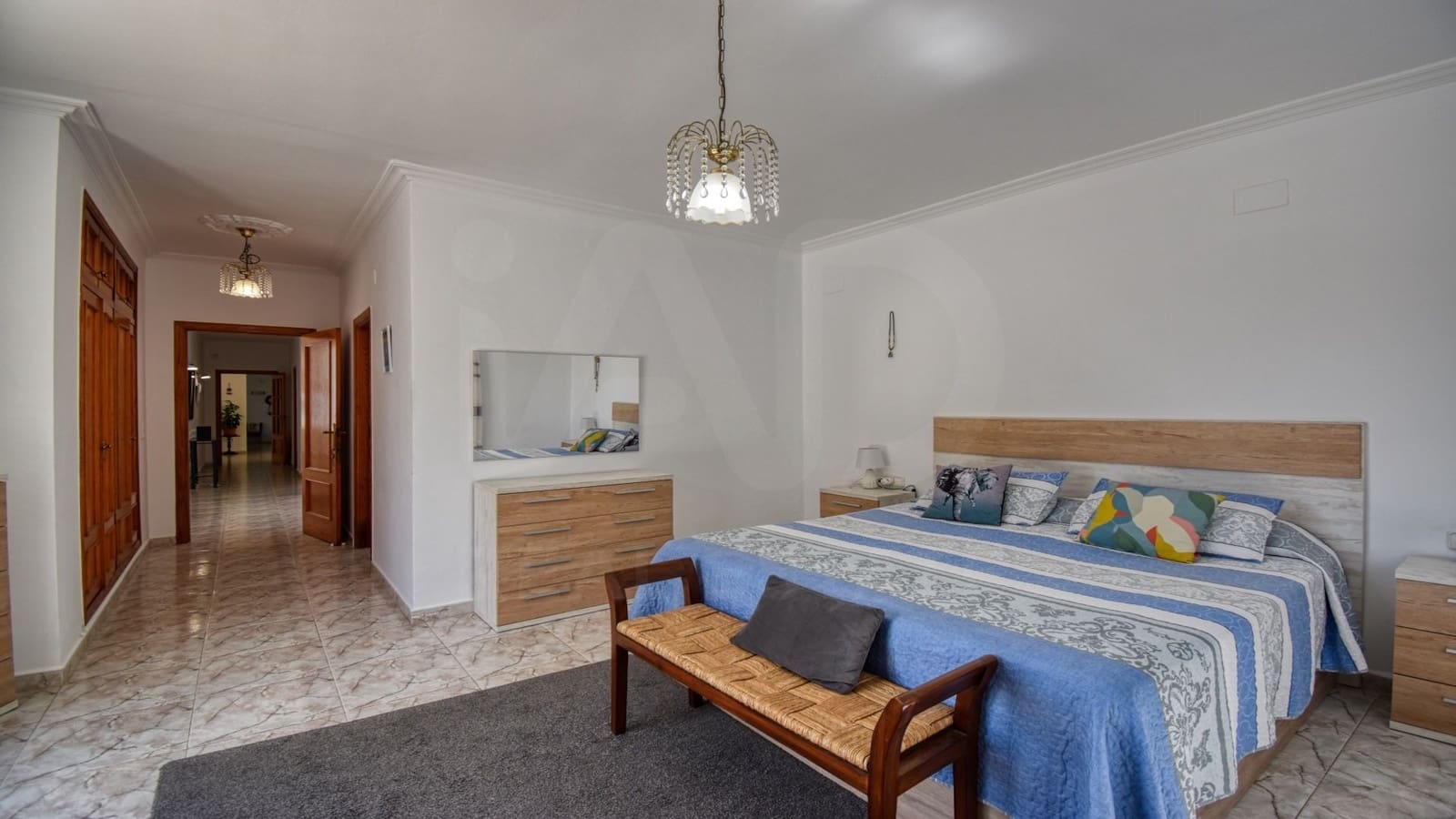 4 soverom Villa til salgs i Pedreguer med svømmebasseng garasje - € 875 000 (Ref: 10037715)