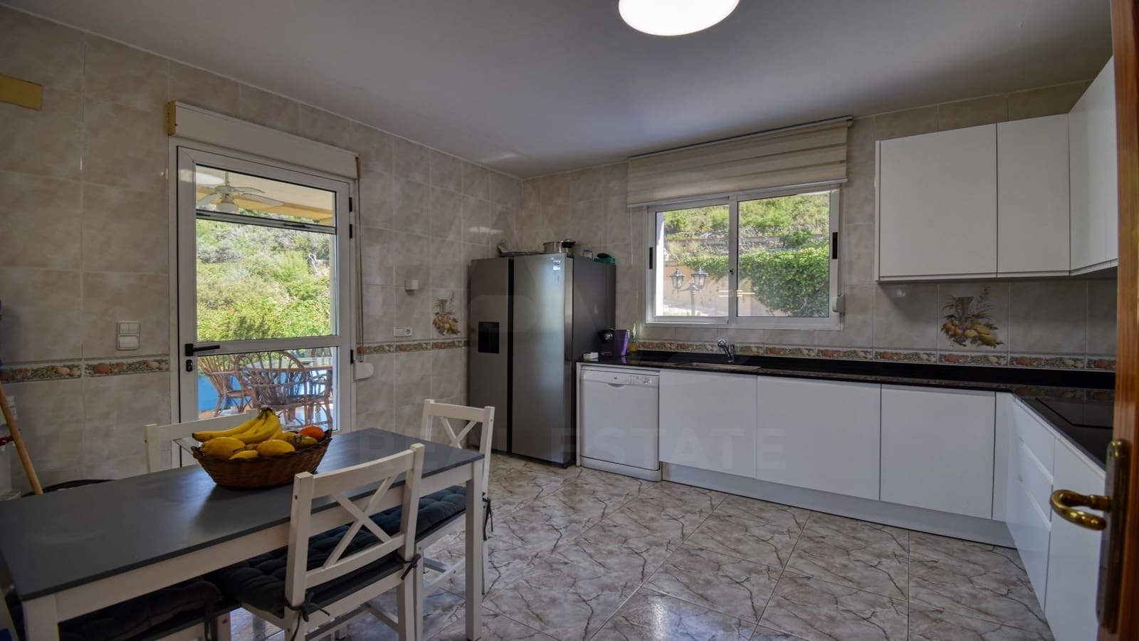 4 soverom Villa til salgs i Pedreguer med svømmebasseng garasje - € 875 000 (Ref: 10037715)