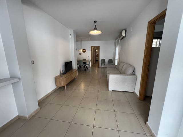 3 bedroom Townhouse for sale in Lepe with garage - € 155,000 (Ref: 10037718)