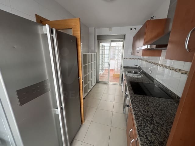 3 bedroom Townhouse for sale in Lepe with garage - € 155,000 (Ref: 10037718)