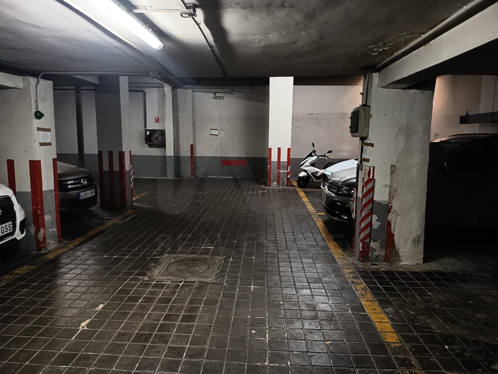 Garage for sale in Madrid city - € 30,210 (Ref: 10037719)