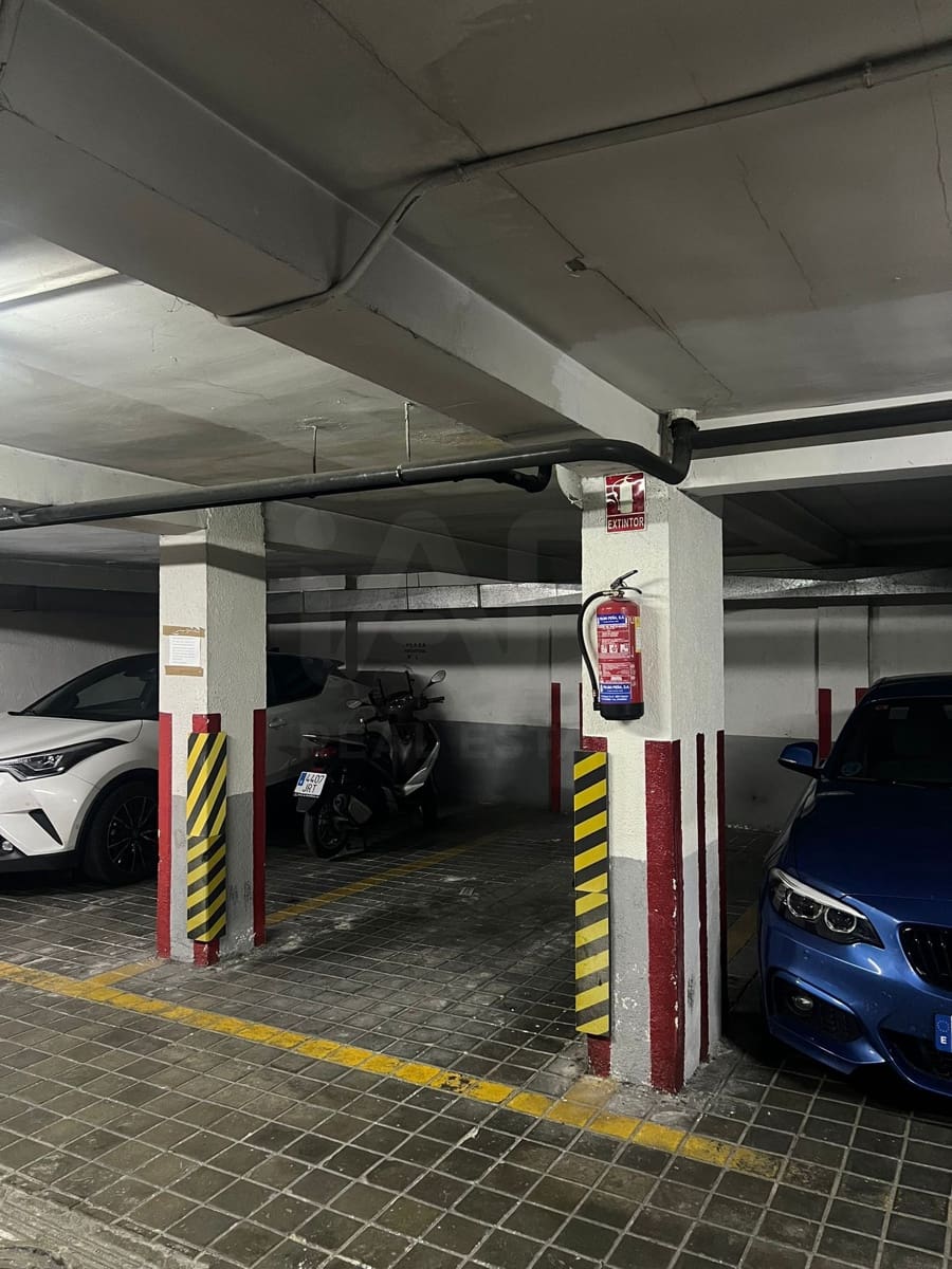 Garage for sale in Madrid city - € 30,210 (Ref: 10037719)