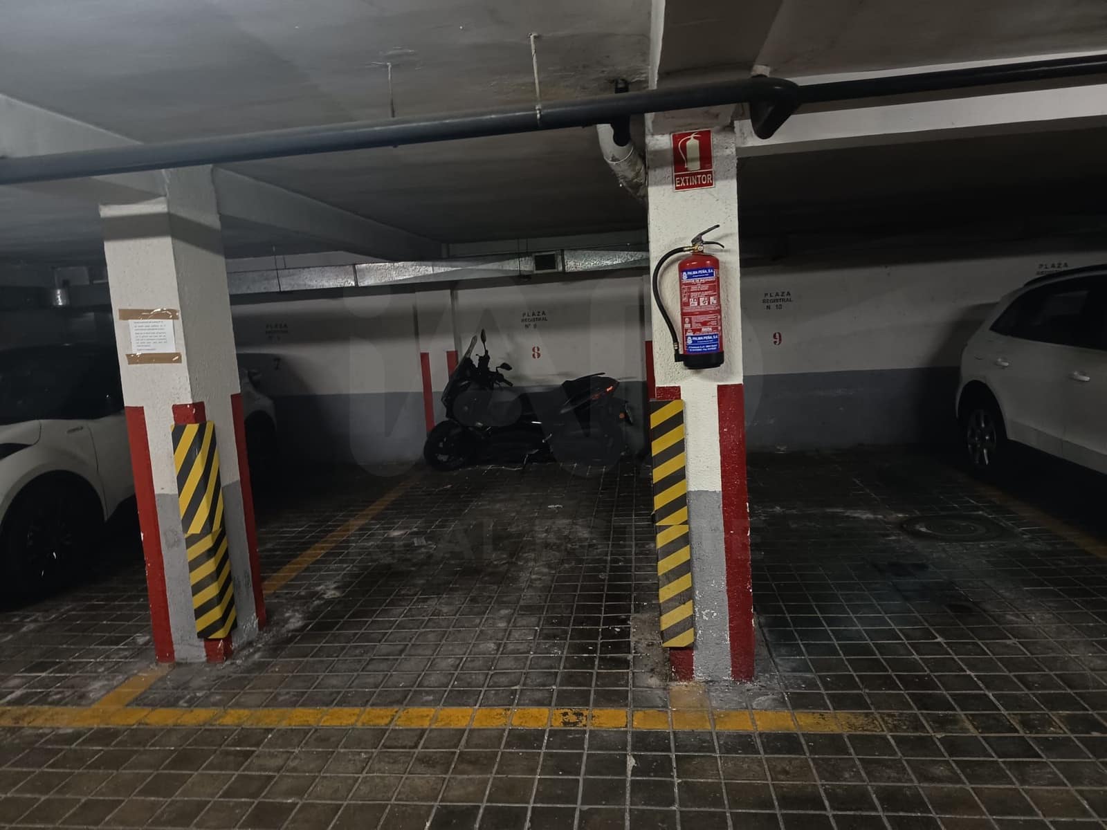 Garage for sale in Madrid city - € 30,210 (Ref: 10037719)