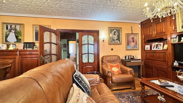 2 soveværelse Lejlighed til salg i Centro Urbano, Gijón - € 275.000 (Ref: 10037797)