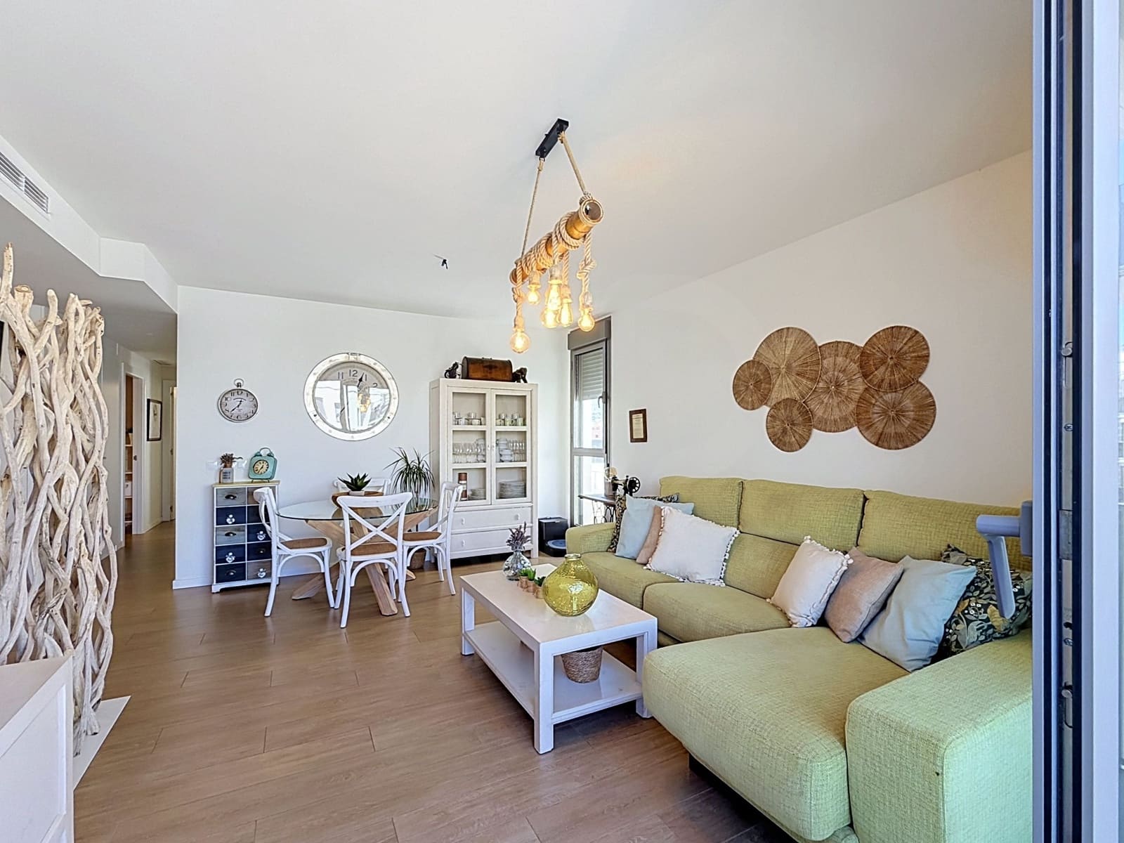 Apartamento de 3 habitaciones en Dénia en venta con piscina garaje - 440.000 € (Ref: 10037800)