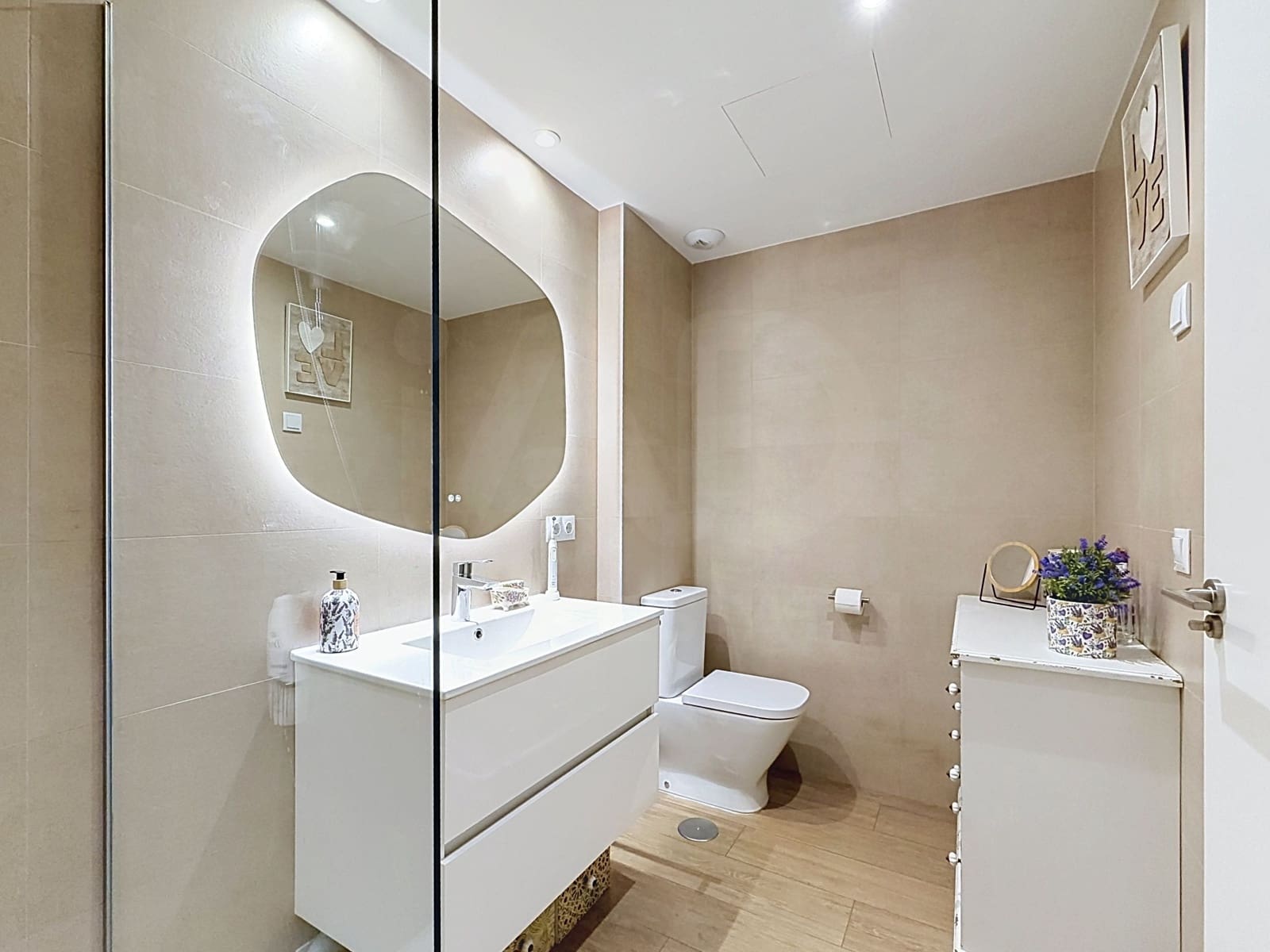 Apartamento de 3 habitaciones en Dénia en venta con piscina garaje - 440.000 € (Ref: 10037800)