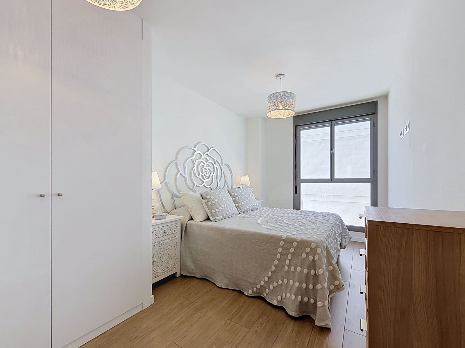 Apartamento de 3 habitaciones en Dénia en venta con piscina garaje - 440.000 € (Ref: 10037800)