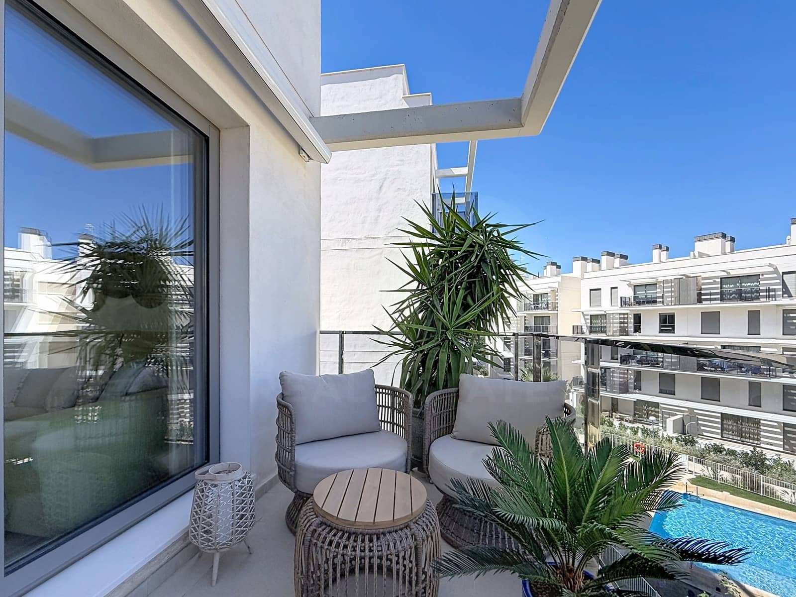 Apartamento de 3 habitaciones en Dénia en venta con piscina garaje - 440.000 € (Ref: 10037800)