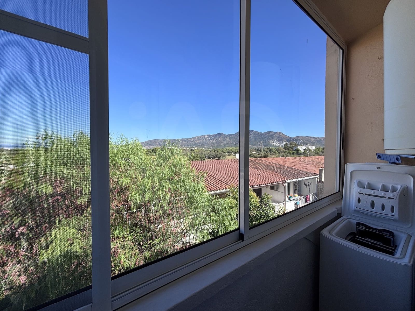 2 slaapkamer Appartement te koop in Roses - € 210.000 (Ref: 10038567)