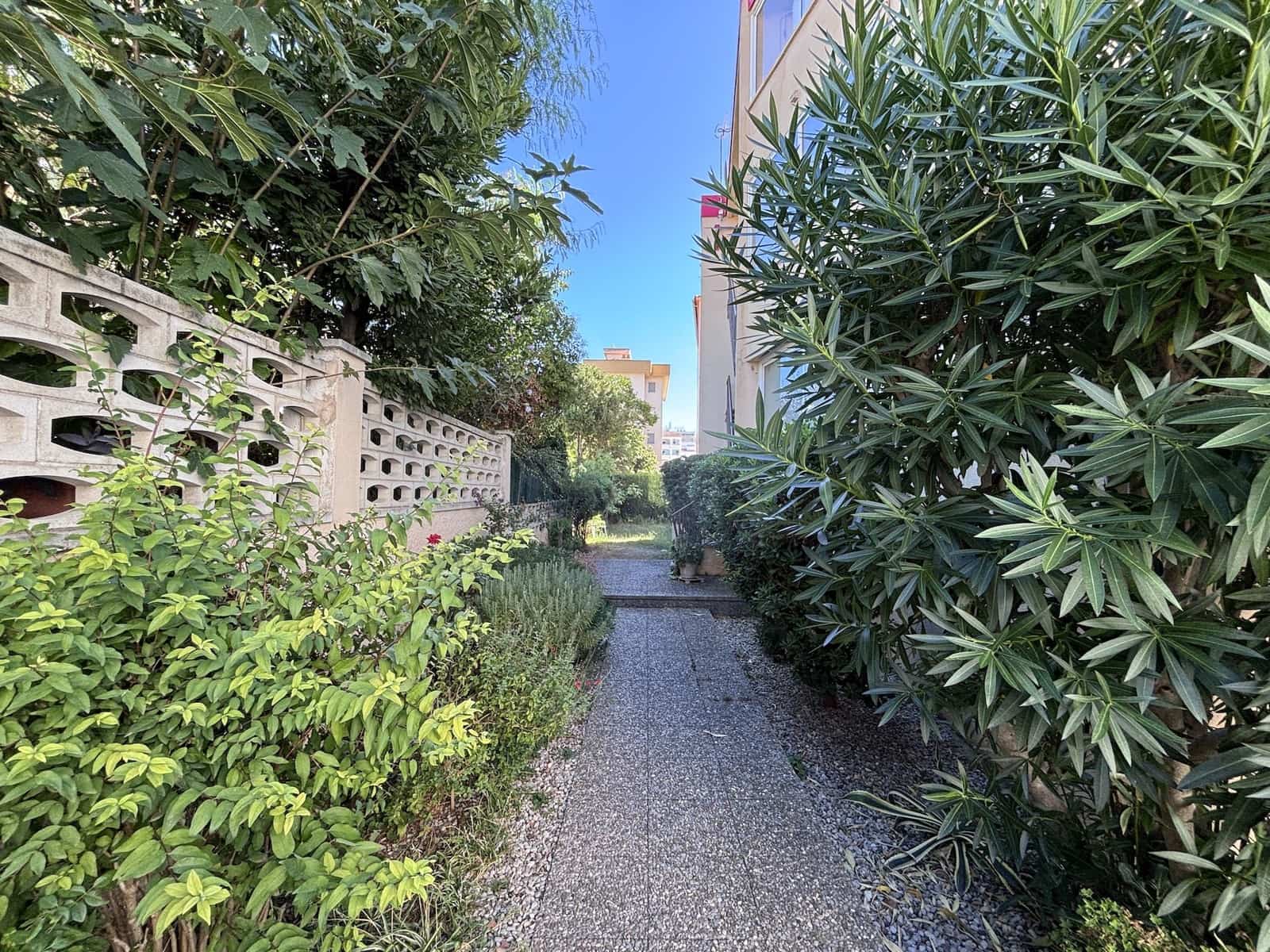 Apartamento de 2 habitaciones en Roses en venta - 210.000 € (Ref: 10038567)