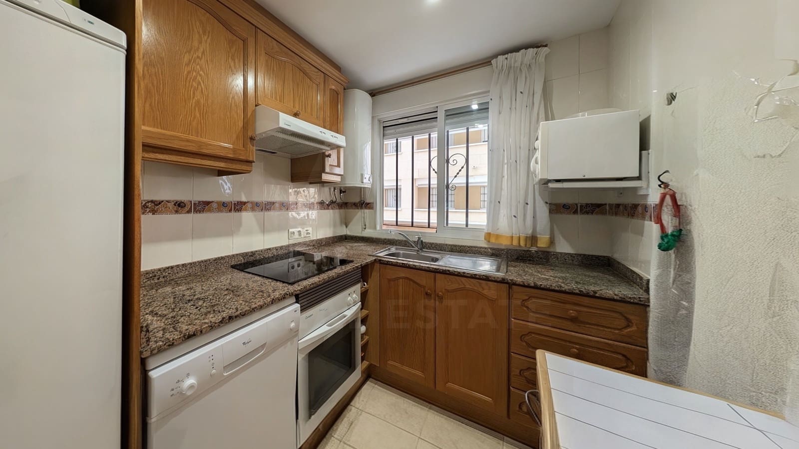 2 makuuhuone Huoneisto myytävänä paikassa Oropesa  mukana uima-altaan - 175 000 € (Ref: 10038570)
