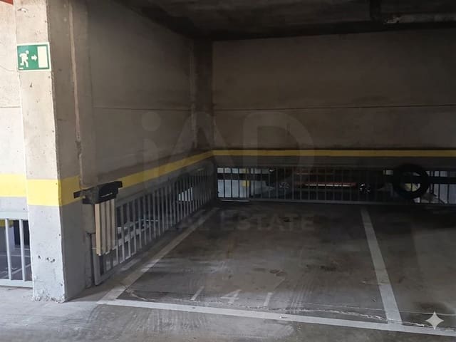 Garage in vendita in Ensanche de Vallecas, Madrid città - 18.000 € (Rif: 10038633)